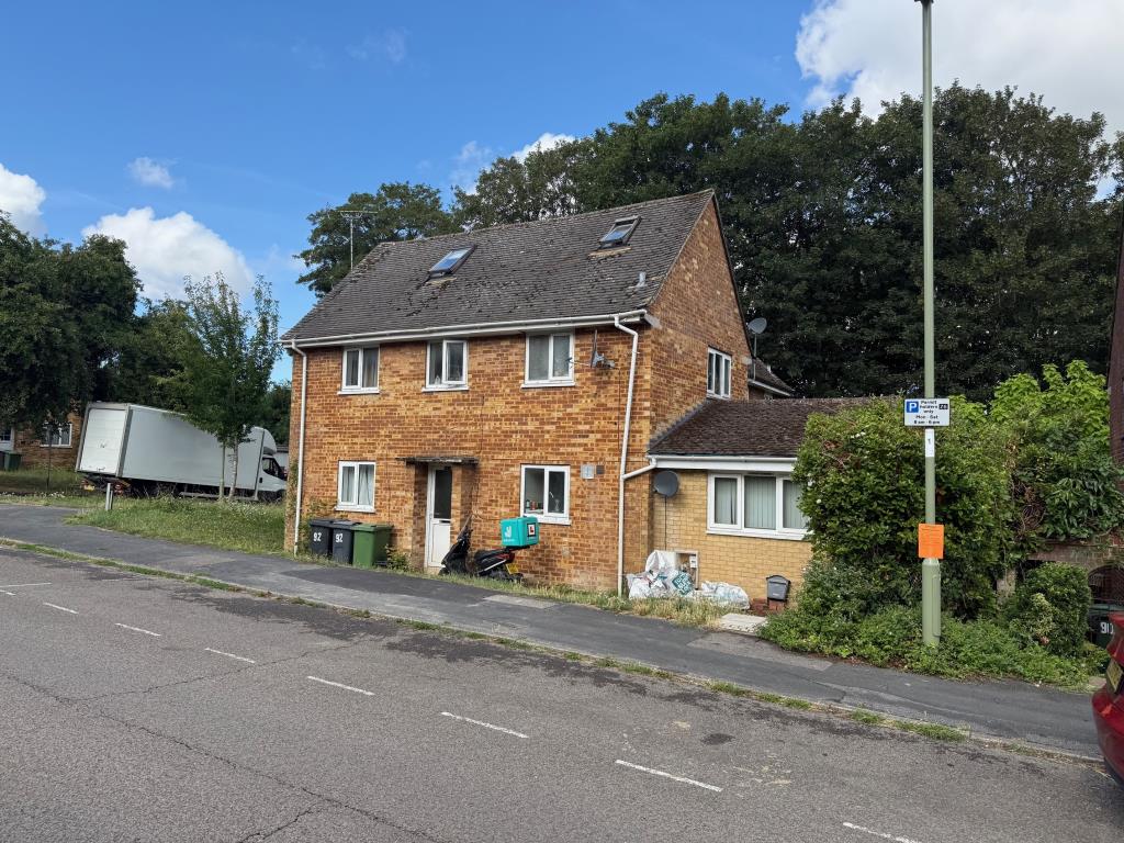 Lot: 107 - FREEHOLD PROPERTY ARRANGED AS A HOUSE OF MULTIPLE OCCUPATION - Alternative view